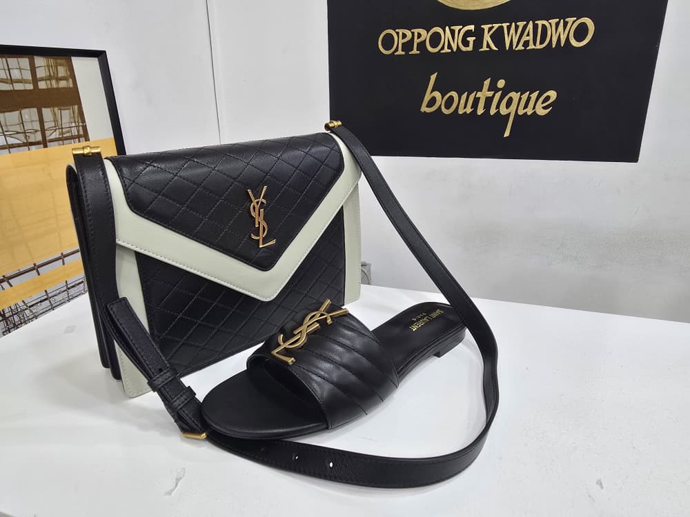 ENSEMBLE LOUIS VUITON SAC ET CHAUSSURE